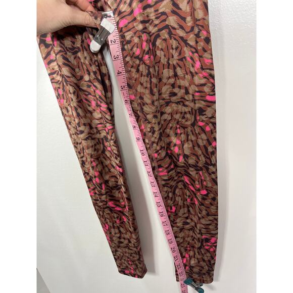 Beyond Yoga Lux Print Cheetah Swirl Pink High Waisted Leggings XS 0/2 - Picture 10 of 10